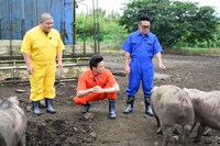 左からANZEN漫才、宮川大輔。(c)日本テレビ