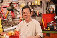 ナインティナイン岡村 (c)関西テレビ