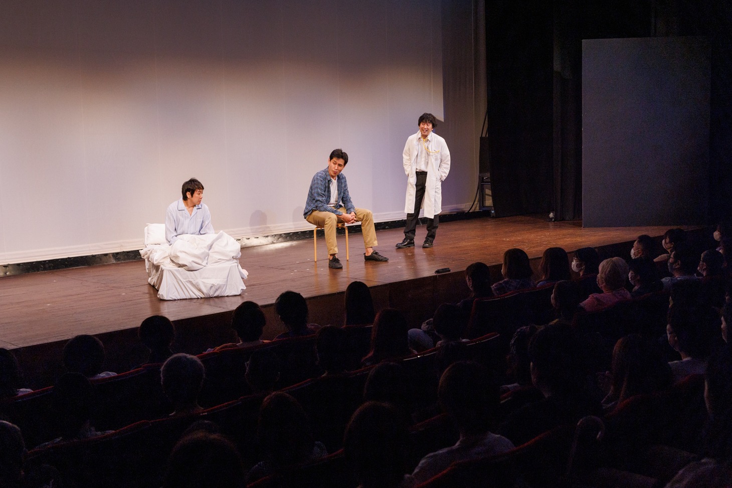 「高円寺リベンジ」のワンシーン。（撮影：二瓶 彩）