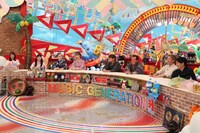 スタジオの様子。(c)フジテレビ