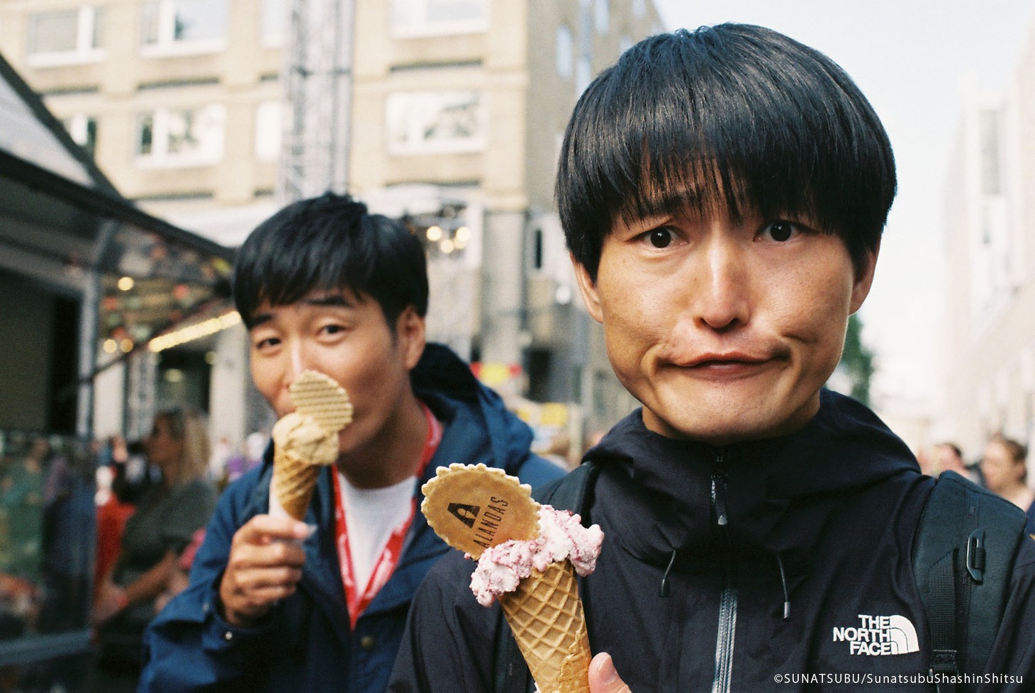 昨年訪れたエディンバラにて、ジャルジャル。（写真：砂つぶ）