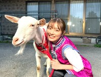 ゲストの内田理央とポポ。