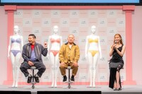 左からチョコレートプラネット、藤田ニコル。