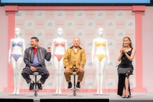 左からチョコレートプラネット、藤田ニコル。