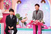 左からバカリズム、くりぃむしちゅー上田。(c)日本テレビ