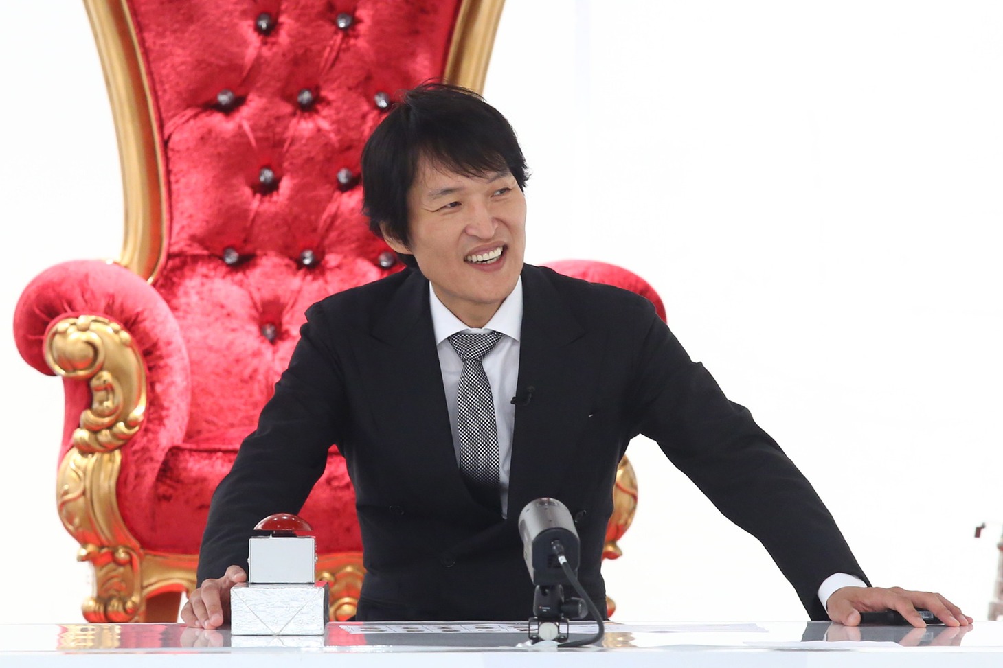 千原ジュニア (c)カンテレ
