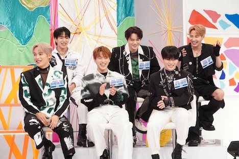 JO1のメンバー。(c)フジテレビ