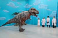 番組内の恐竜ブロックのワンシーン。(c)テレビ朝日