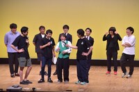 元SMA所属芸人が集ったトークのワンシーン。