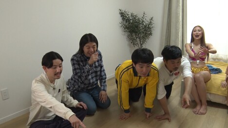 「ヒコロヒーとニッチな苦労人」のワンシーン。(c)関西テレビ