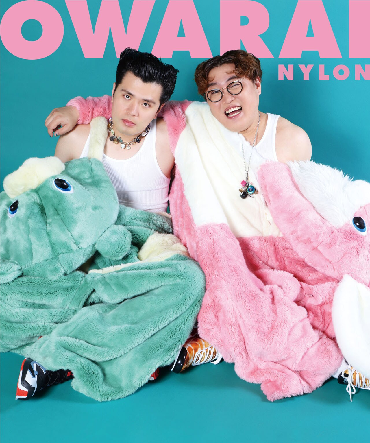 男性ブランコが表紙「OWARAI NYLON」第2弾 裏表紙はカベポスター
