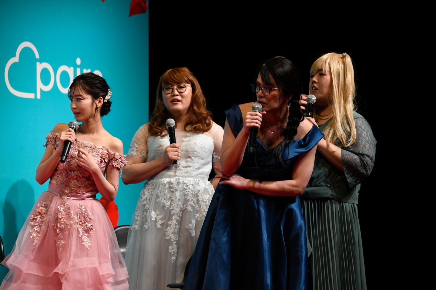 「『バチェラー・ジャパン』シーズン5 フライングフェス presented by Pairs」の様子。