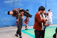 ショートネタ披露の前に実施されるパドックの様子。(c)フジテレビ