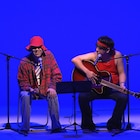 バナナマン扮する赤えんぴつ、持ち曲27曲一挙配信