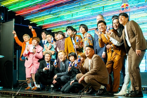 エンディングの記念撮影タイムの様子。（撮影：中尾貫太）