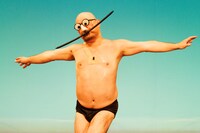 誇張モノマネを披露するハリウッドザコシショウ。（撮影：二瓶 彩）