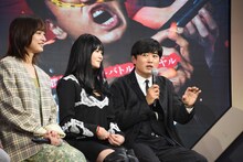 左から門脇麦、真木よう子、劇団ひとり。