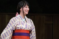 「水谷千重子50周年記念公演」お芝居ステージの様子。