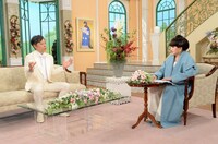 板尾創路と黒柳徹子。(c)テレビ朝日