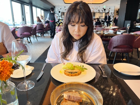 海原ともこ (c)読売テレビ