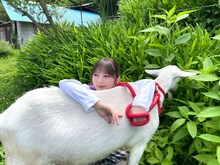 ポポと与田祐希（乃木坂46）。