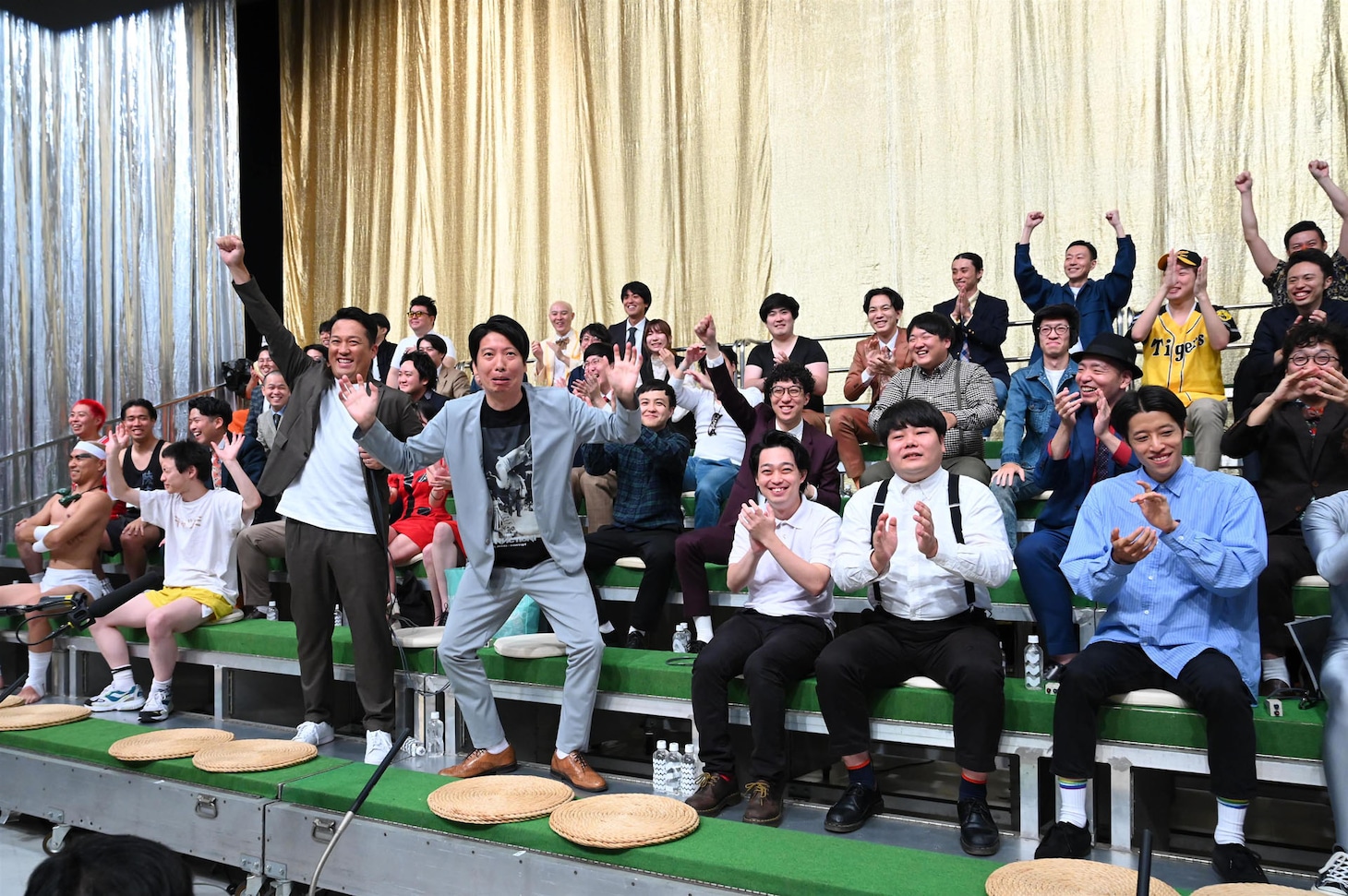 審査員を務めた芸人たち。