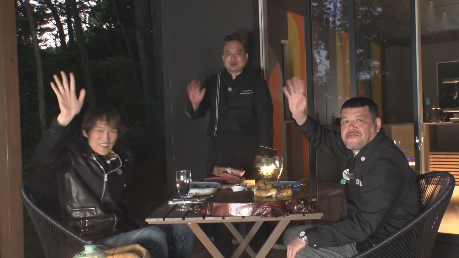 「ジュニア＆くっきー！の絶品食材発見ツーリング」のワンシーン。