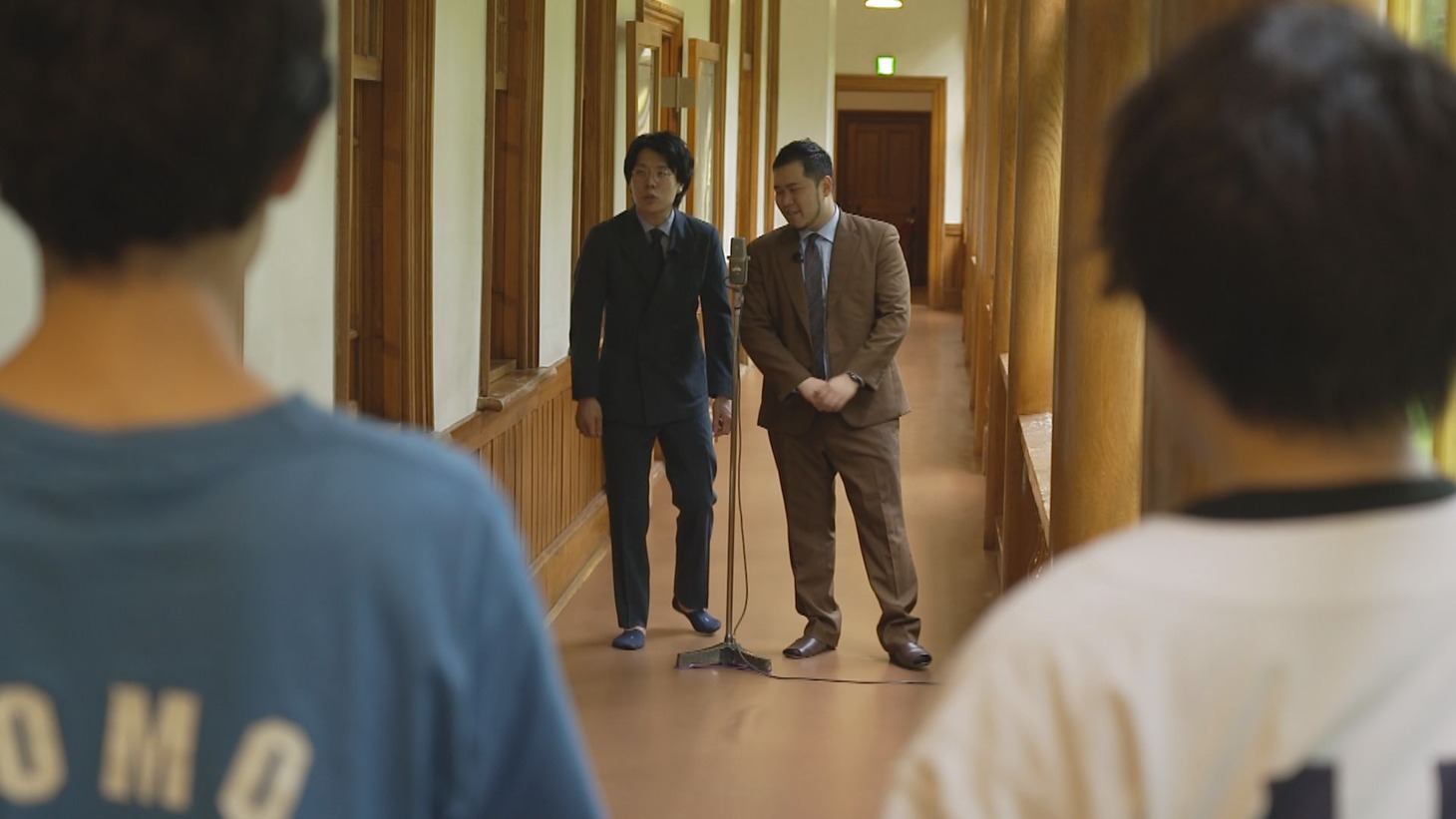 「ZEKKEI NETA CLUB ～北海道の大自然をステージに～」のワンシーン。(c)UHB