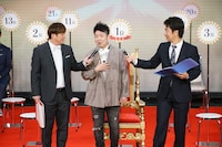 レイチェル（中央）