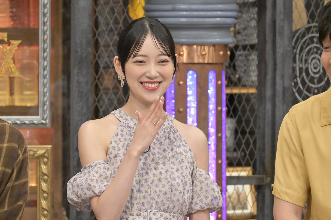 堀未央奈 (c)読売テレビ - タイムマシーン3号「ダウンタウンDX」初登場