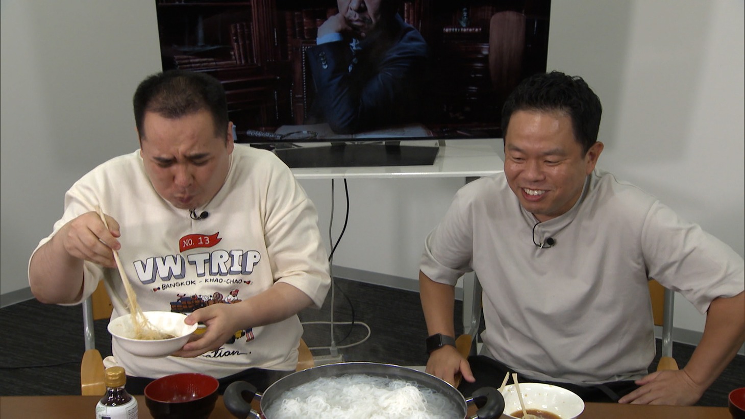 ミルクボーイ内海とダイアン津田。(c)ABCテレビ