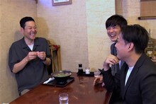 東野幸治に亀岡牛を使ったそうめんをオススメするタナからイケダ。(c)ABC