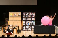 市川こいくち（左）