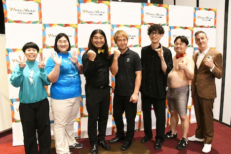 左からヨネダ2000、ハイキングウォーキング、もりやすバンバンビガロ、ウエスP、チャド・マレーン。