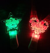 当日イベント会場で販売されるオリジナルグッズのペンライト。