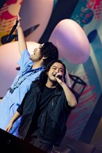 赤坂サイファーの見取り図・盛山（左）と梅田サイファーのR-指定（右）。