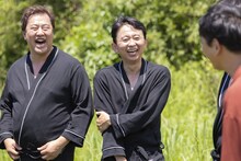 有吉弘行、とにかく明るい安村ら。(c)RKB