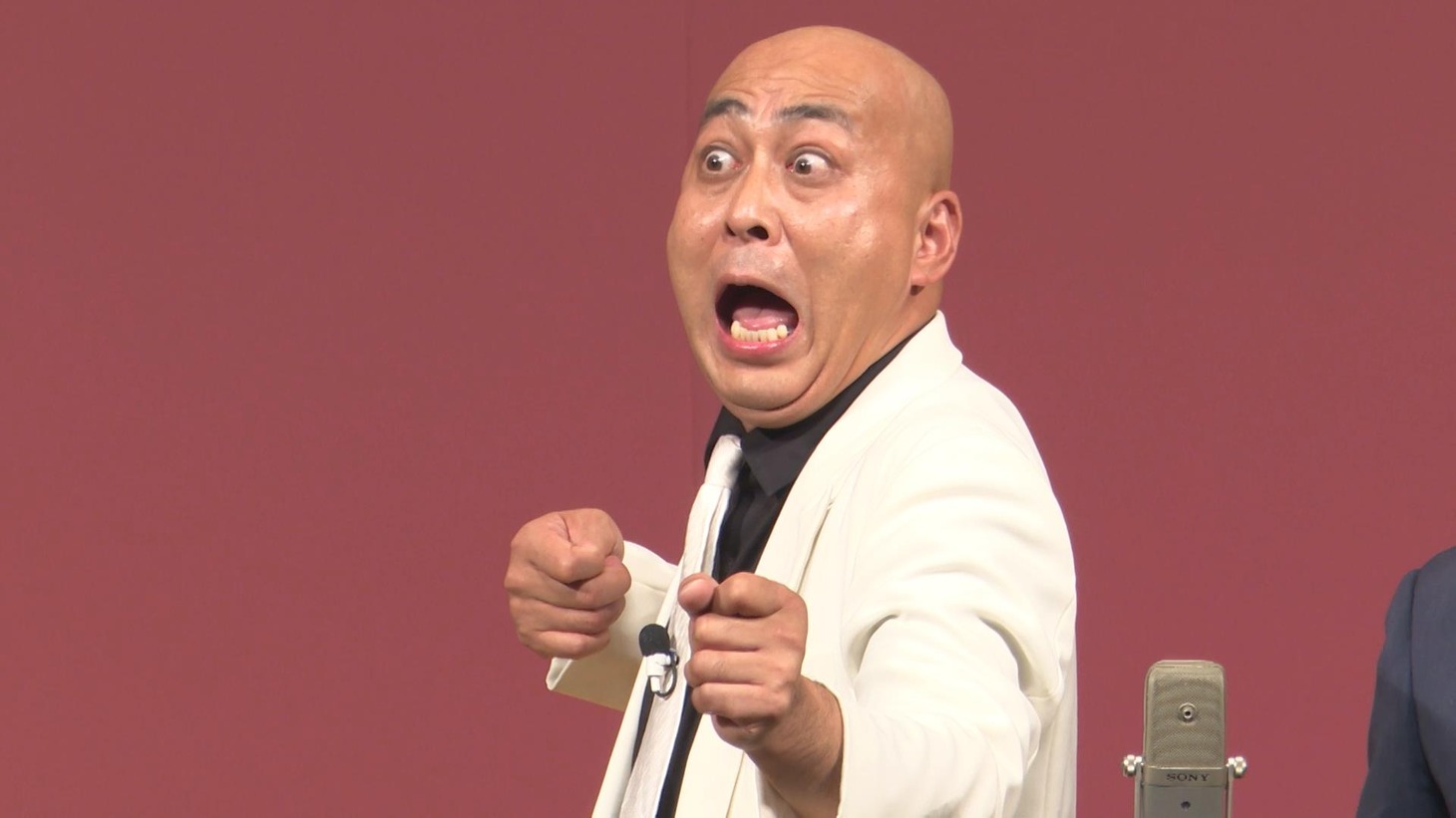 錦鯉・長谷川