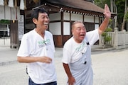 明石家さんま(左)と出川哲朗(右)。