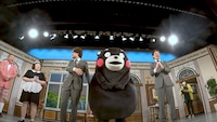「くまモンがよしもと祇園花月にやってきた！～吉本新喜劇＆漫才に挑戦！～」のワンシーン。(c)2010熊本県くまモン