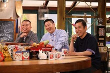 左からチョコレートプラネット、ナインティナイン岡村