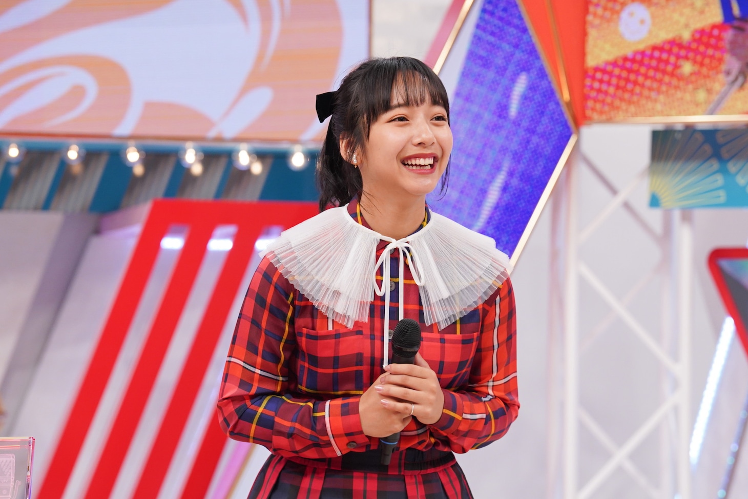 山之内すず