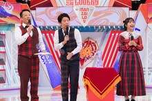 左から藤崎マーケット、山之内すず。