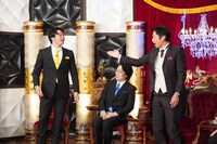 「徳井義実のTHE GENTLE ～その気まずい瞬間、紳士に笑わせろ～」のワンシーン。(c)カンテレ