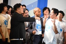 優勝を逃したセンチネルを煽る青色1号・上村。