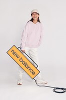 ニューバランス「2023年秋の新作アパレルコレクション」のイメージ。