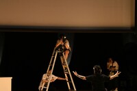 エンディングの記念撮影の様子。