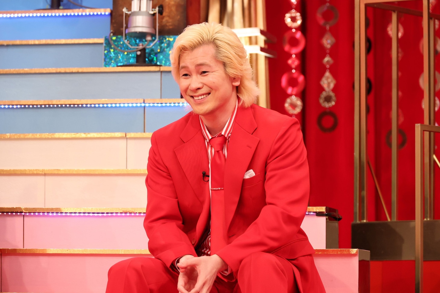 メイプル超合金カズレーザー (c)フジテレビ