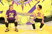 くりぃむしちゅー有田と平成ノブシコブシ徳井。(c)TBS