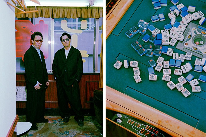 さらば青春の光を起用した「Sourcream麻雀倶楽部」のキービジュアル。